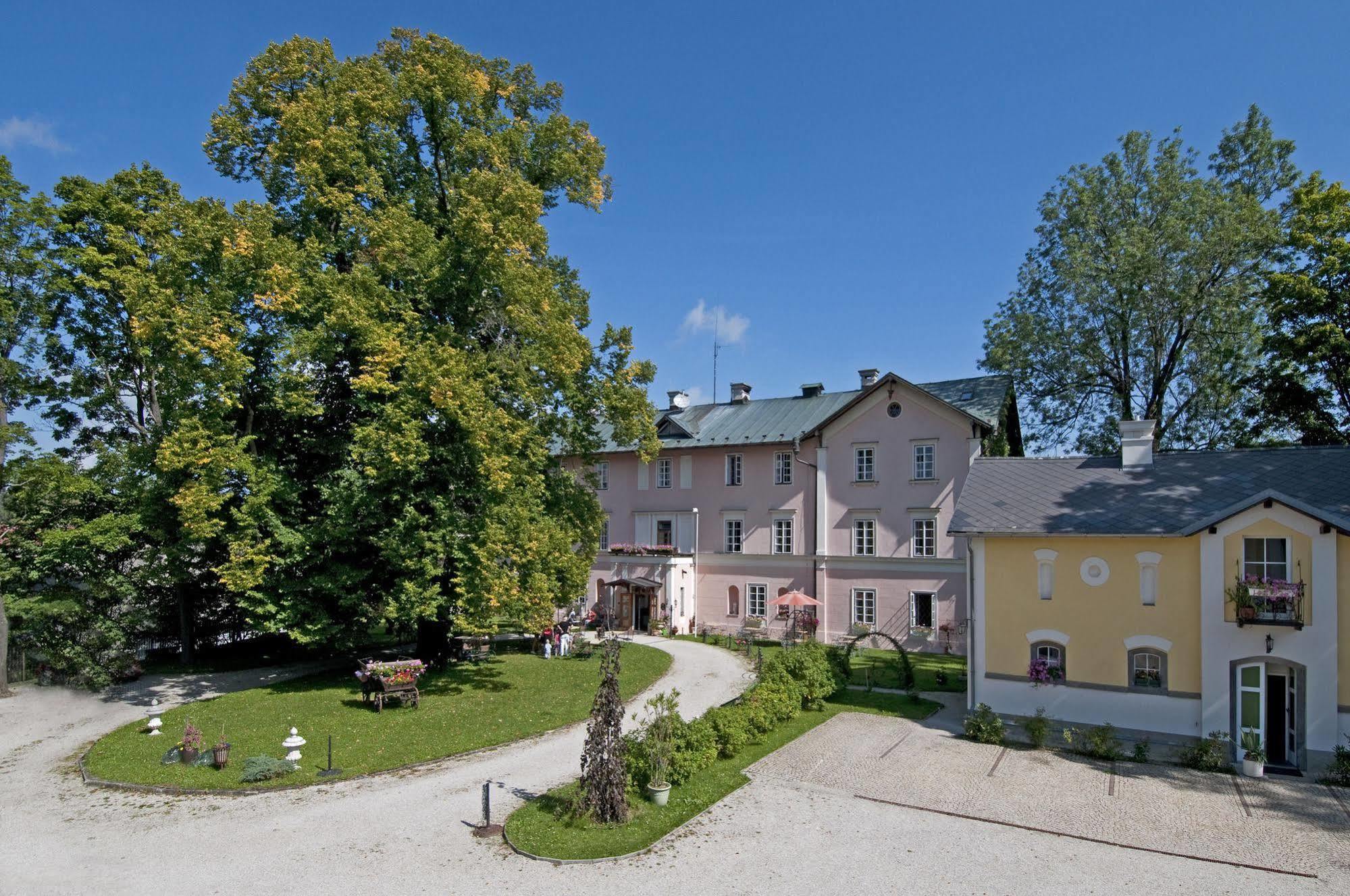 Schlosshotel Zamek Zdikov Zdíkov Exterior foto